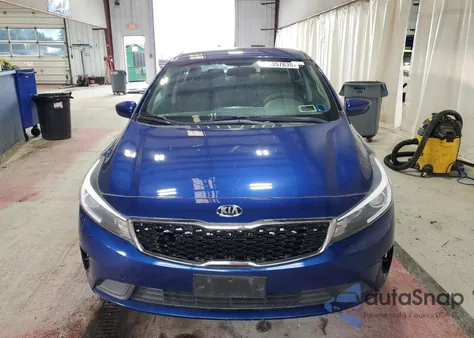 2018 Kia Forte Lx z USA, uszkodzony, nr VIN 3KPFK4A75JE193553